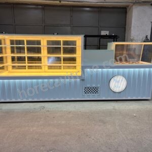 Gebak, zoetigheid en wafel vitrine